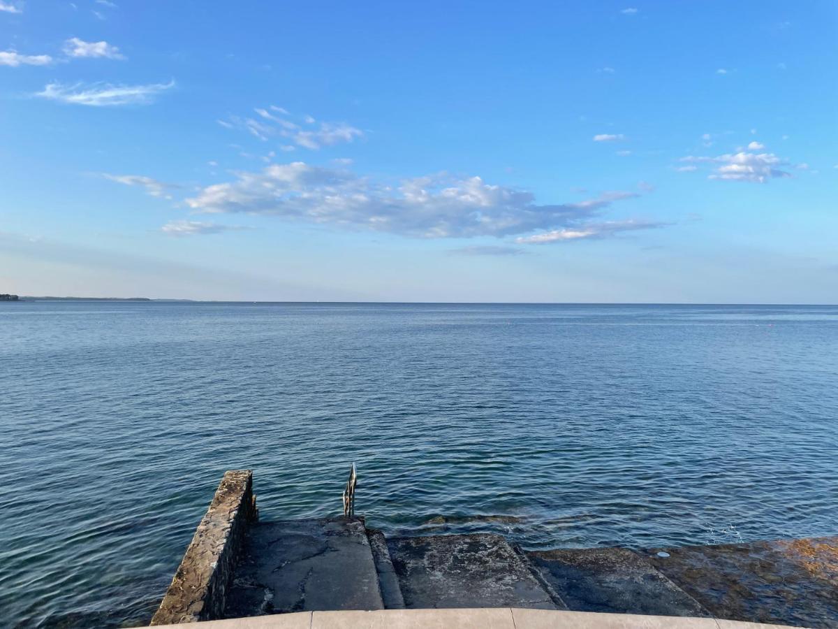 App Robi Apartamento Novigrad Istria Exterior foto